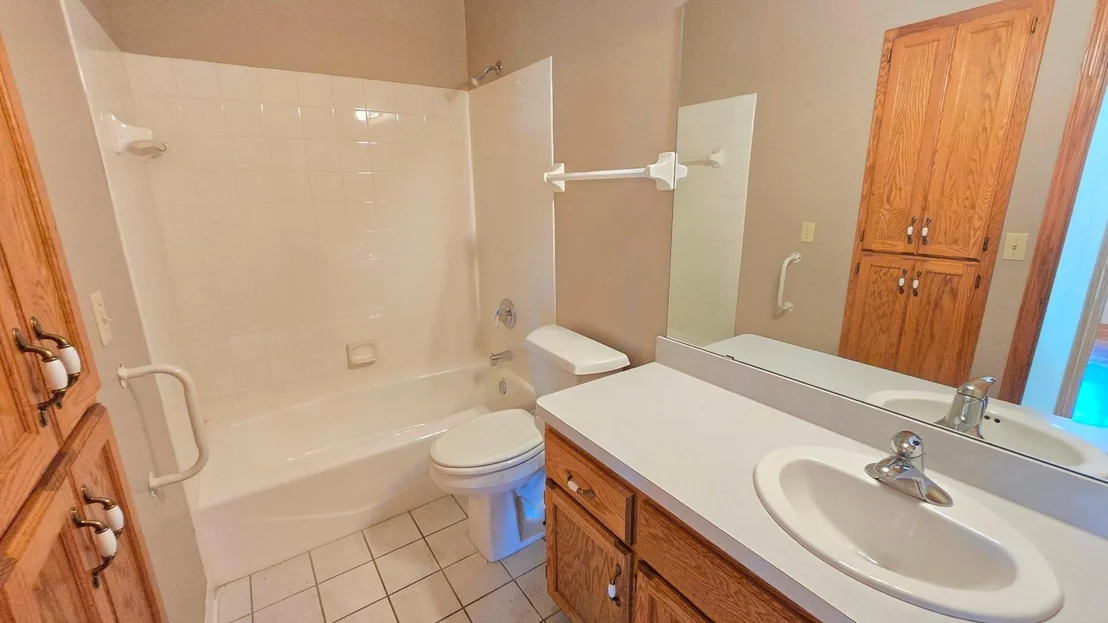 Photo of 9136 Windsor Terrace