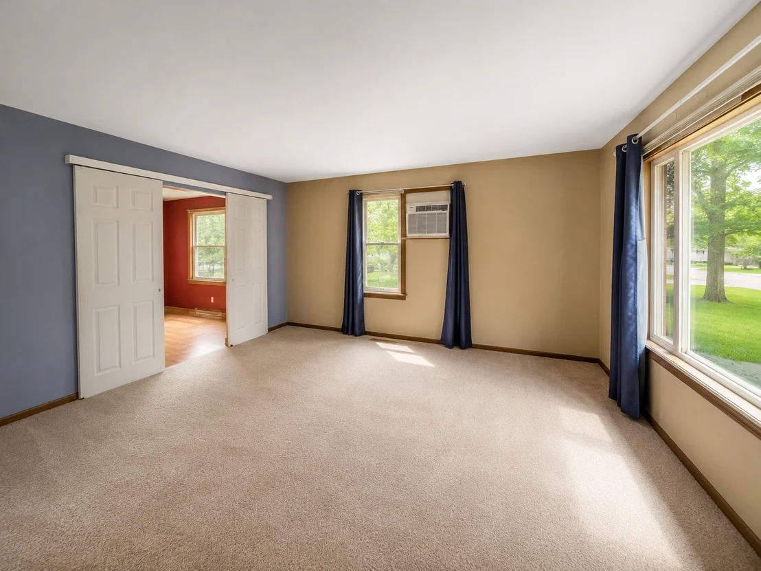 Photo of 30 N 1st Street