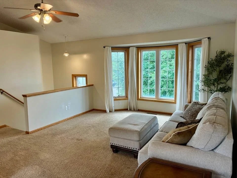 Photo of 1283 Creekside Drive