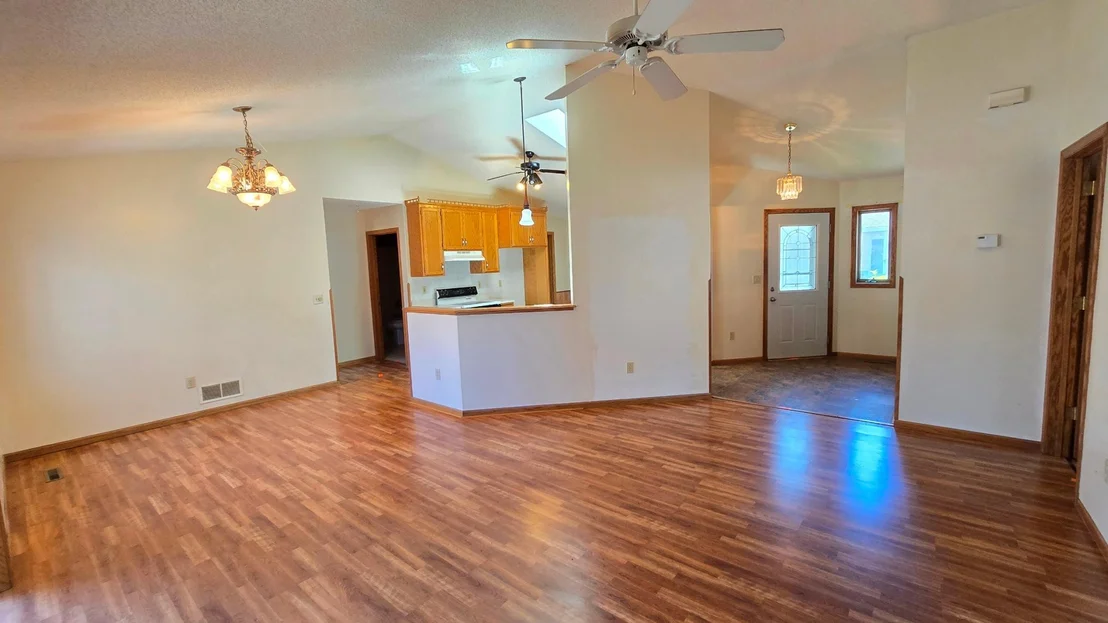 Photo of 9136 Windsor Terrace