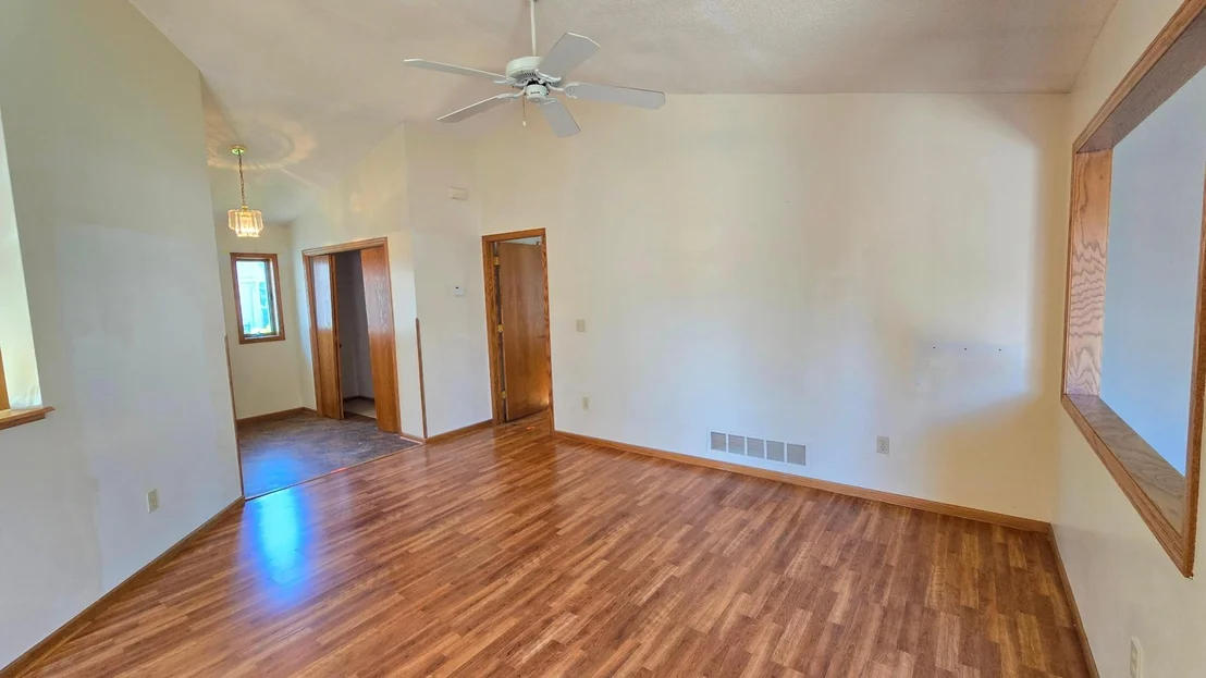 Photo of 9136 Windsor Terrace