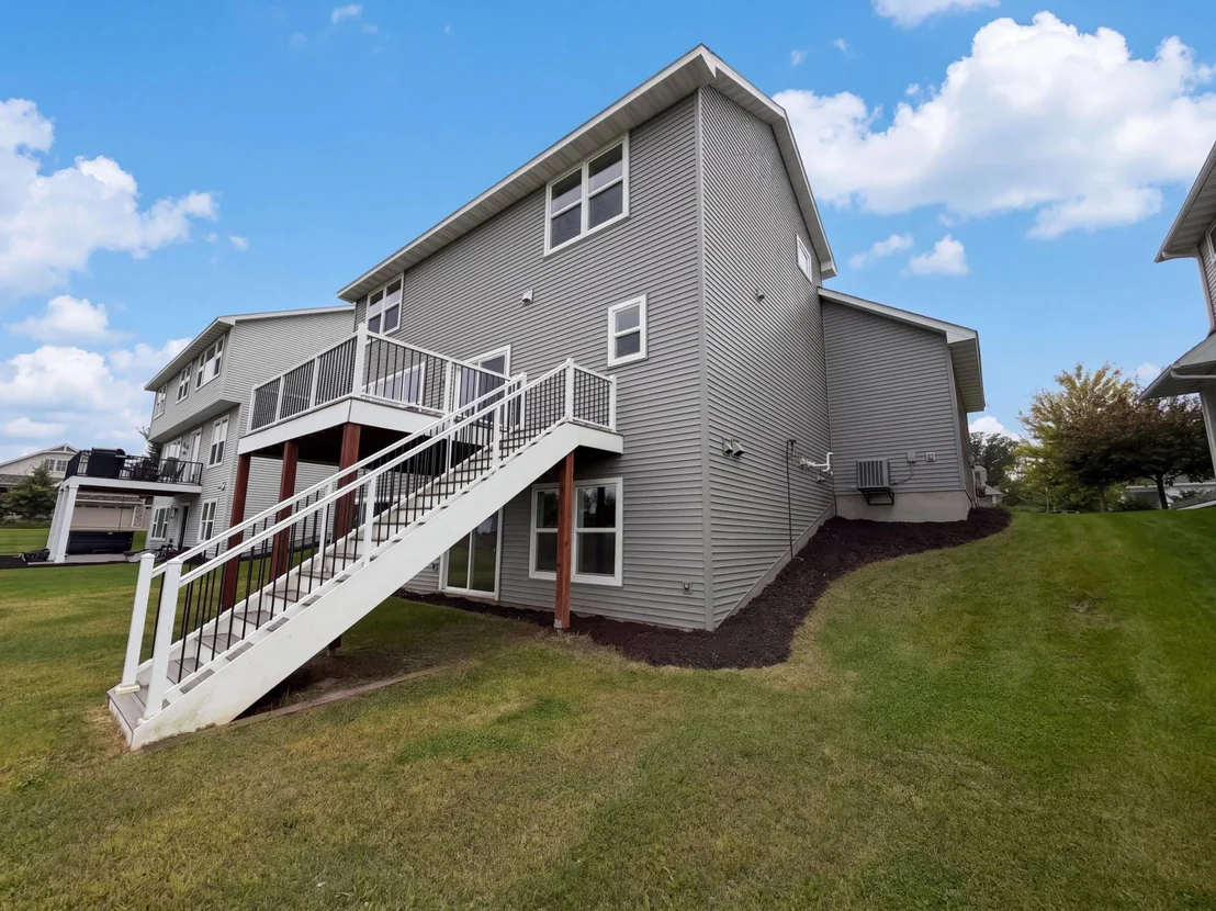 Photo of 4607 128th Circle NE