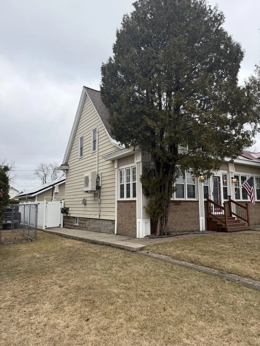 Photo of 805 Harrison Street
