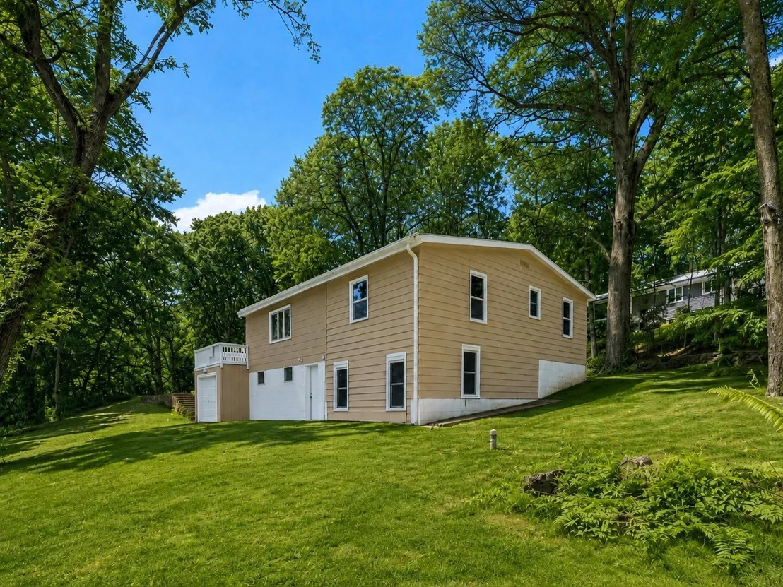 Photo of 9350 Roy Road
