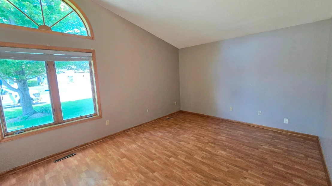 Photo of 9136 Windsor Terrace