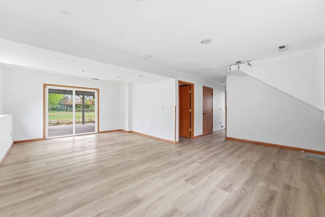 Photo of 2910 Crescent Ridge Trail