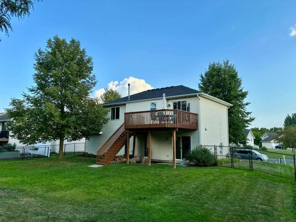 Photo of 1283 Creekside Drive