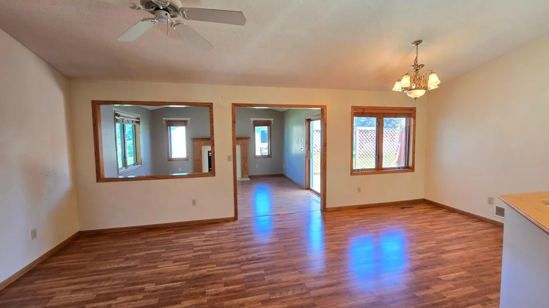 Photo of 9136 Windsor Terrace