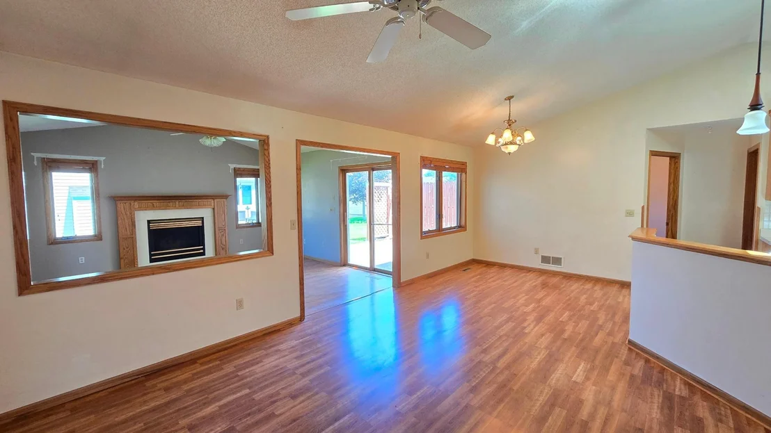 Photo of 9136 Windsor Terrace