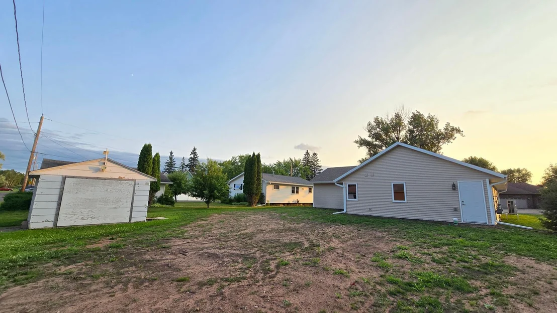Photo of 6528 John Avenue