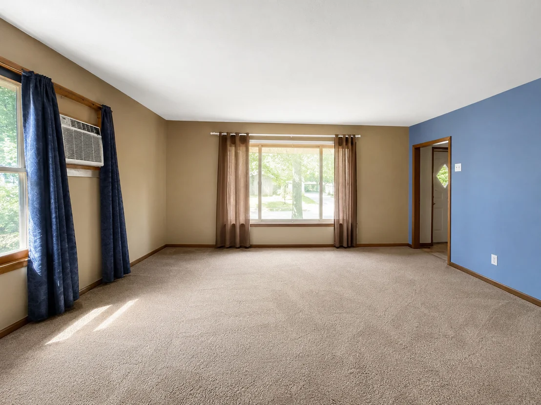 Photo of 30 N 1st Street