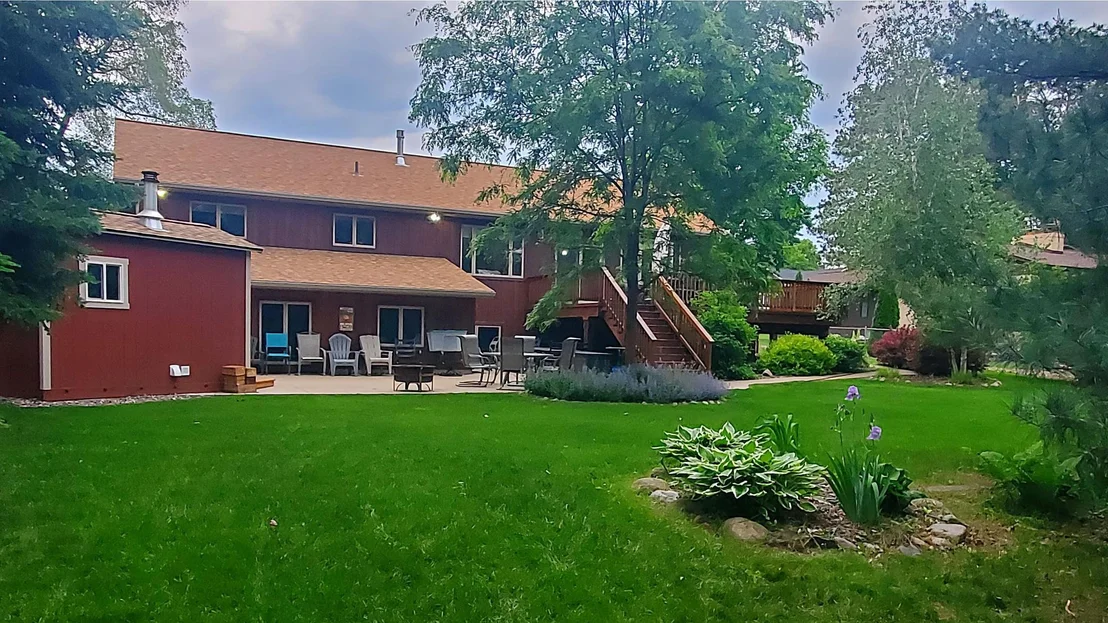 Photo of 722 Pine Street N