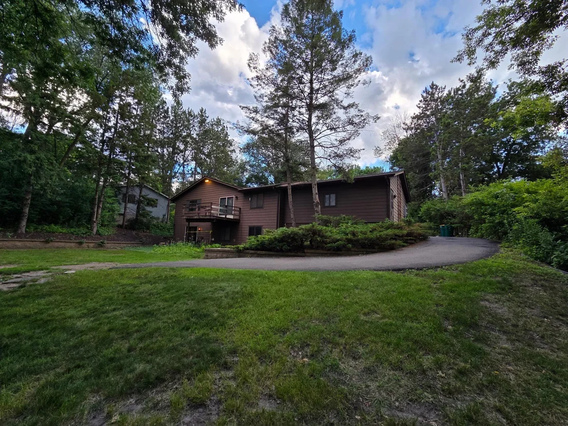 Photo of 6668 Rustic Road SE