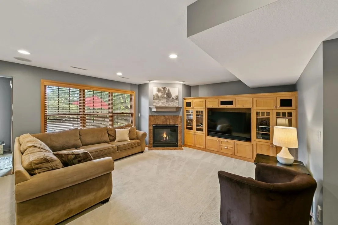 Photo of 2297 Fieldstone Curve