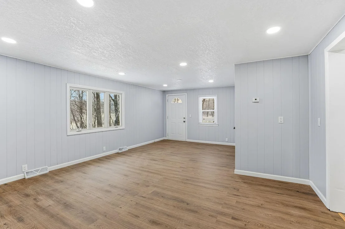 Photo of 9350 Roy Road