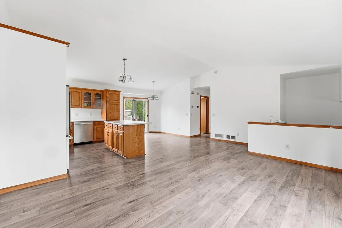 Photo of 2910 Crescent Ridge Trail