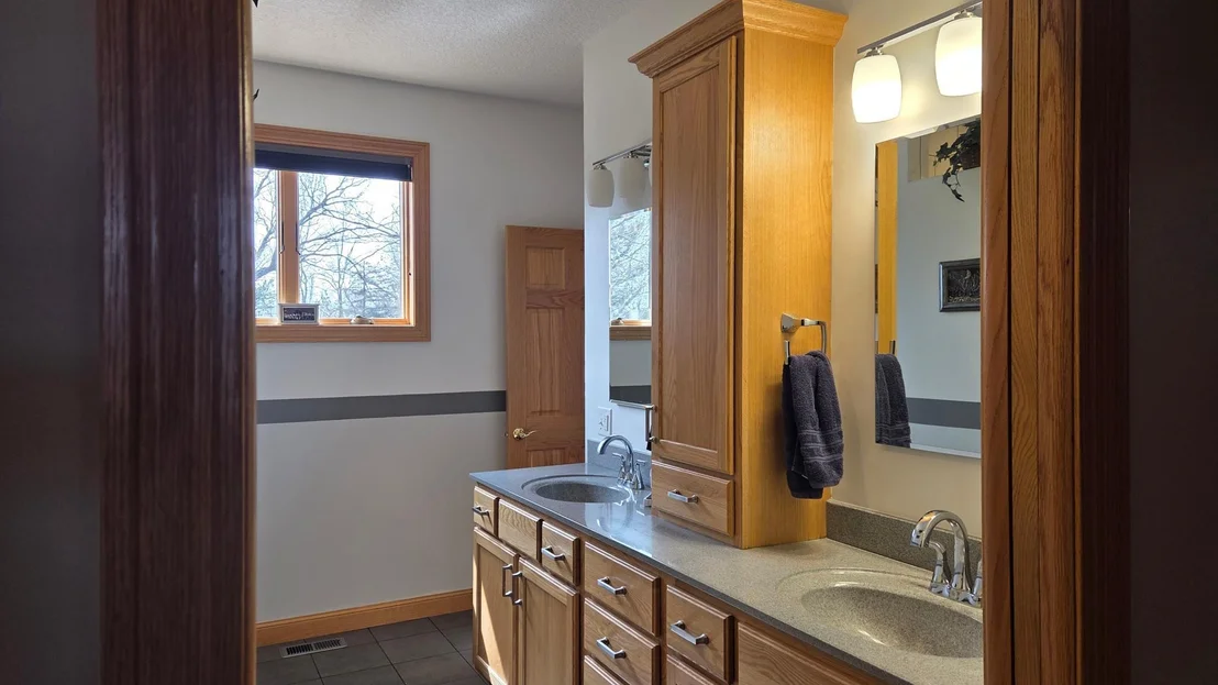 Photo of 722 Pine Street N