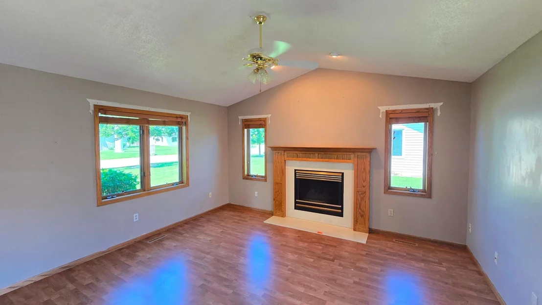 Photo of 9136 Windsor Terrace