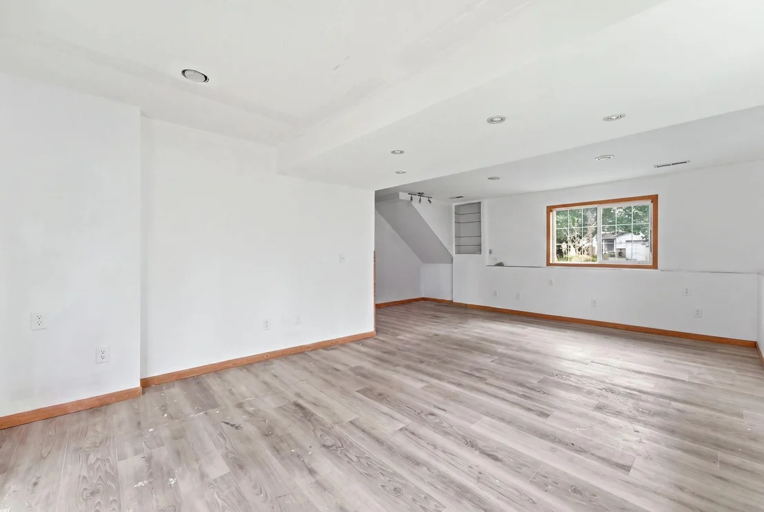 Photo of 2910 Crescent Ridge Trail