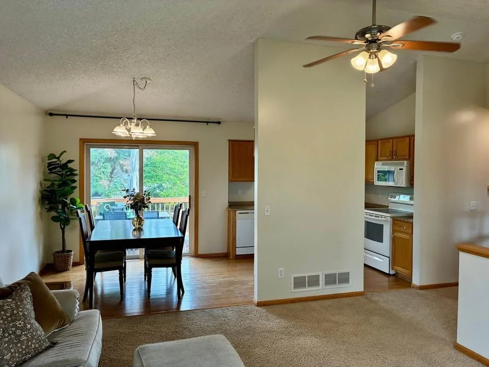 Photo of 1283 Creekside Drive