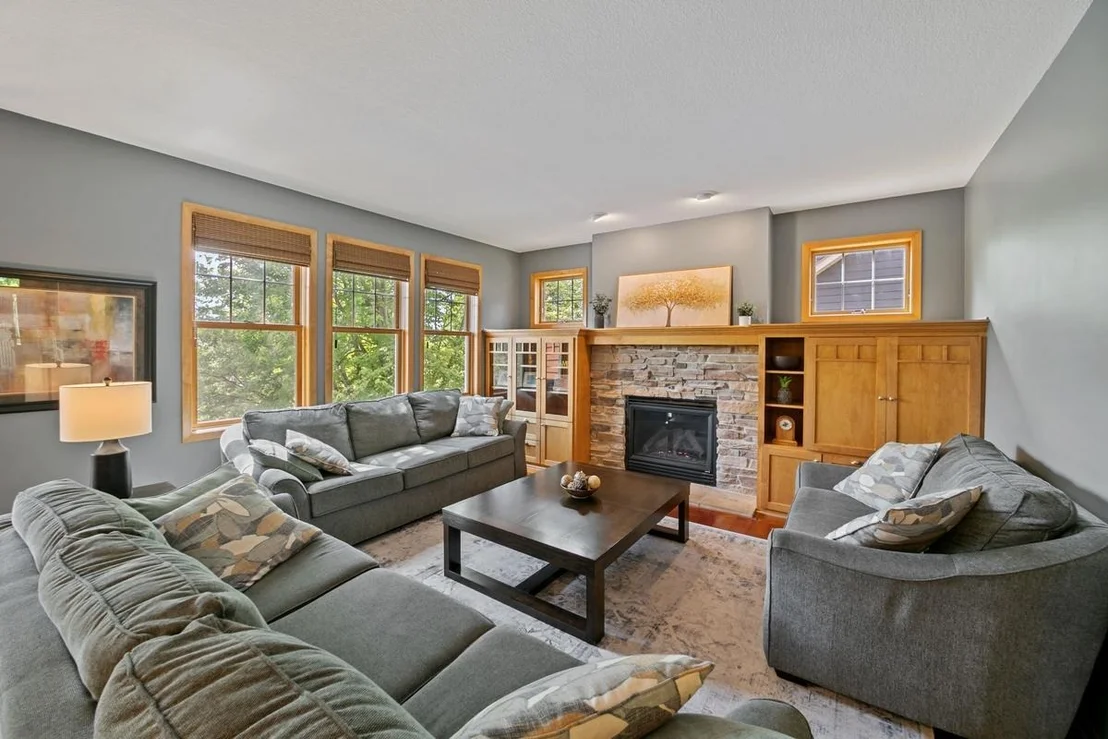 Photo of 2297 Fieldstone Curve