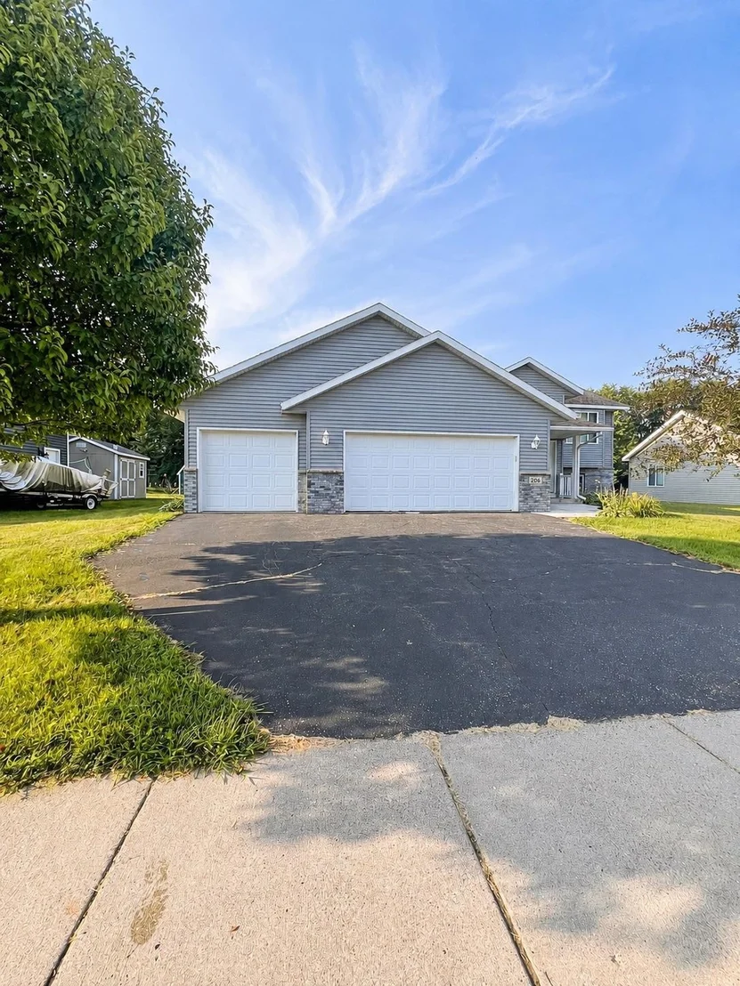 Photo of 206 Rookery Drive
