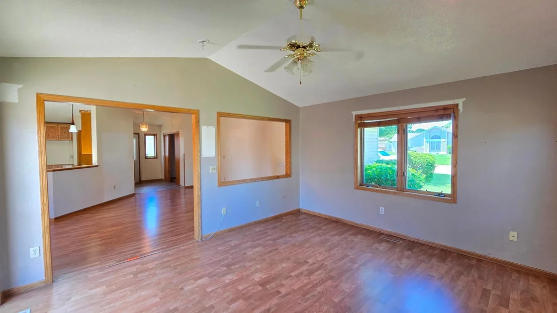 Photo of 9136 Windsor Terrace