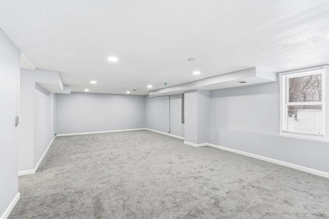 Photo of 9350 Roy Road
