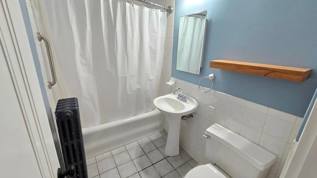 Photo of 3306 Keewaydin Place