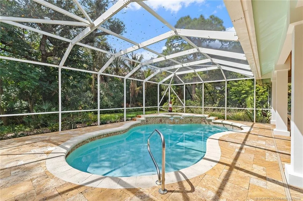 Photo of 540 SE Saint Lucie Boulevard
