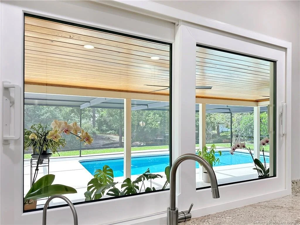 Photo of 7960 SE River Lane