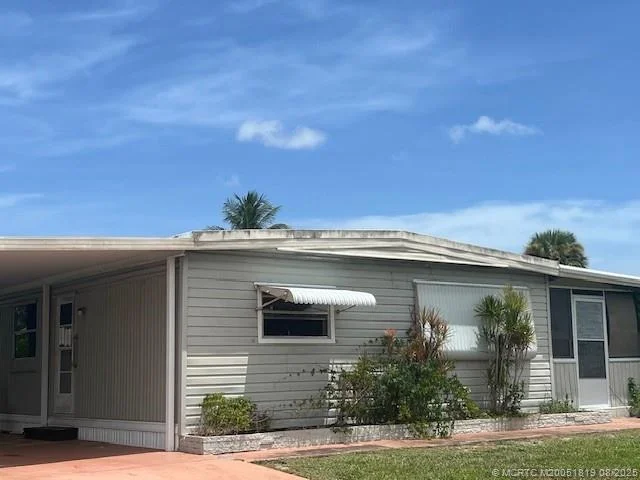 Photo of 8558 Crown Drive