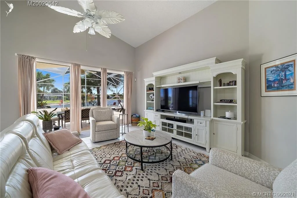 Photo of 4752 SE Mizner Place