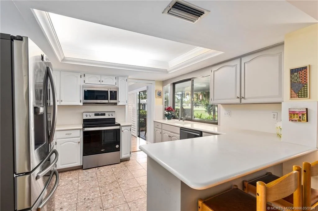 Photo of 4103 SE Fairway E