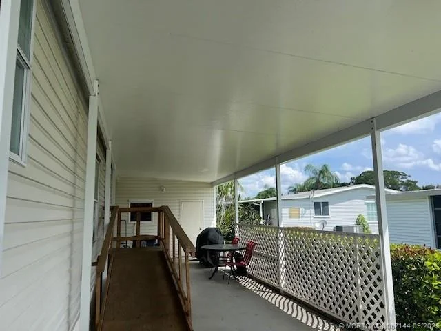 Photo of 879 Sun Bird Lane
