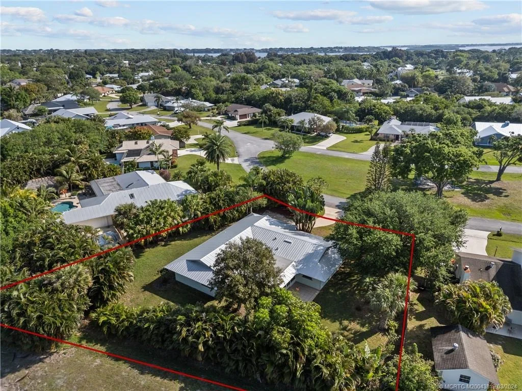 Photo of 3075 SE Glasgow Drive