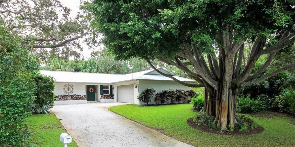 Photo of 8 Admiral's Walk