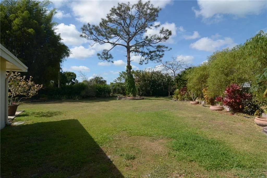 Photo of 8802 SW Avocado Lane