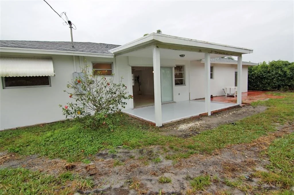 Photo of 105 Windsor Road E