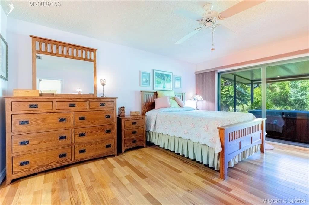 Photo of 5200 Sunset Boulevard