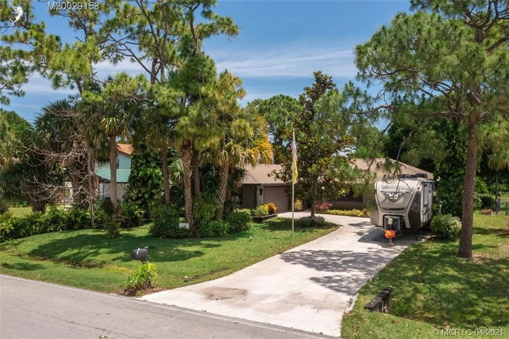 Photo of 5200 Sunset Boulevard
