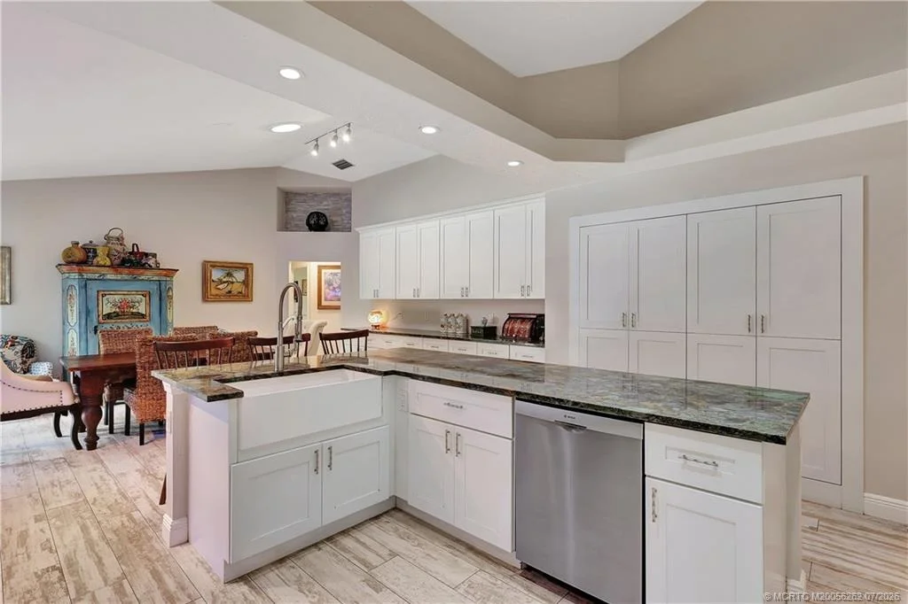 Photo of 1863 NW 22nd Street