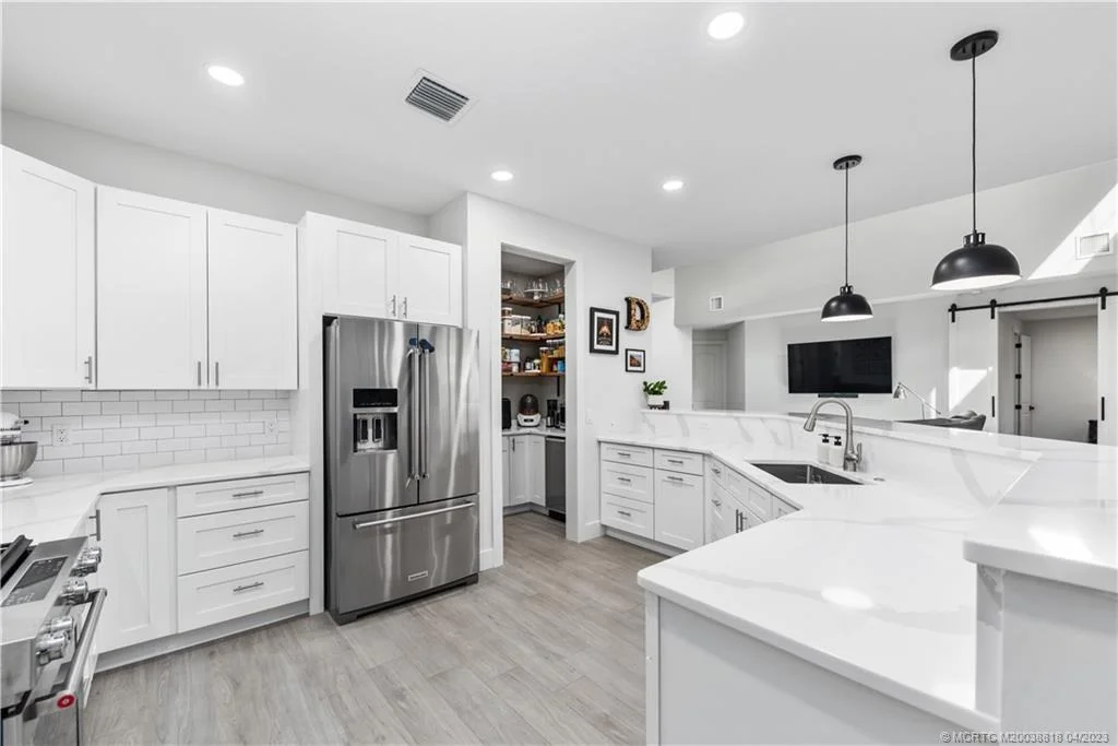 Photo of 6000 Hickory Drive