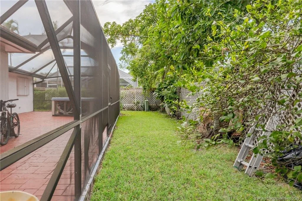 Photo of 22748 Neptune Road