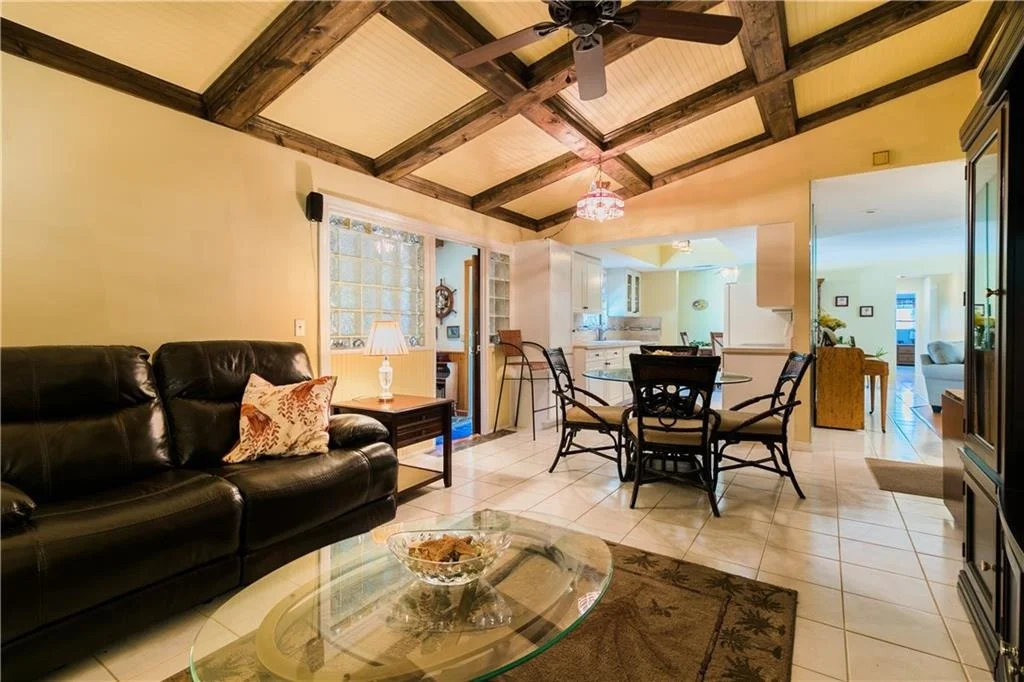 Photo of 704 NW North River Drive
