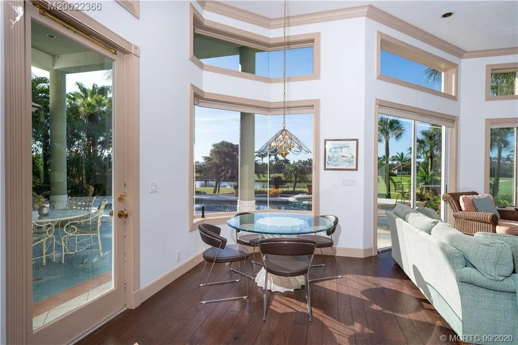 Photo of 6979 SE Harbor Circle