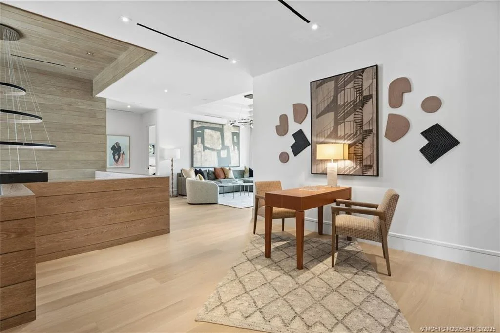 Photo of 210 Bears Club Drive