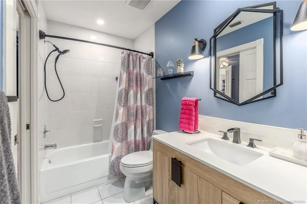 Photo of 2344 SW Danforth Circle
