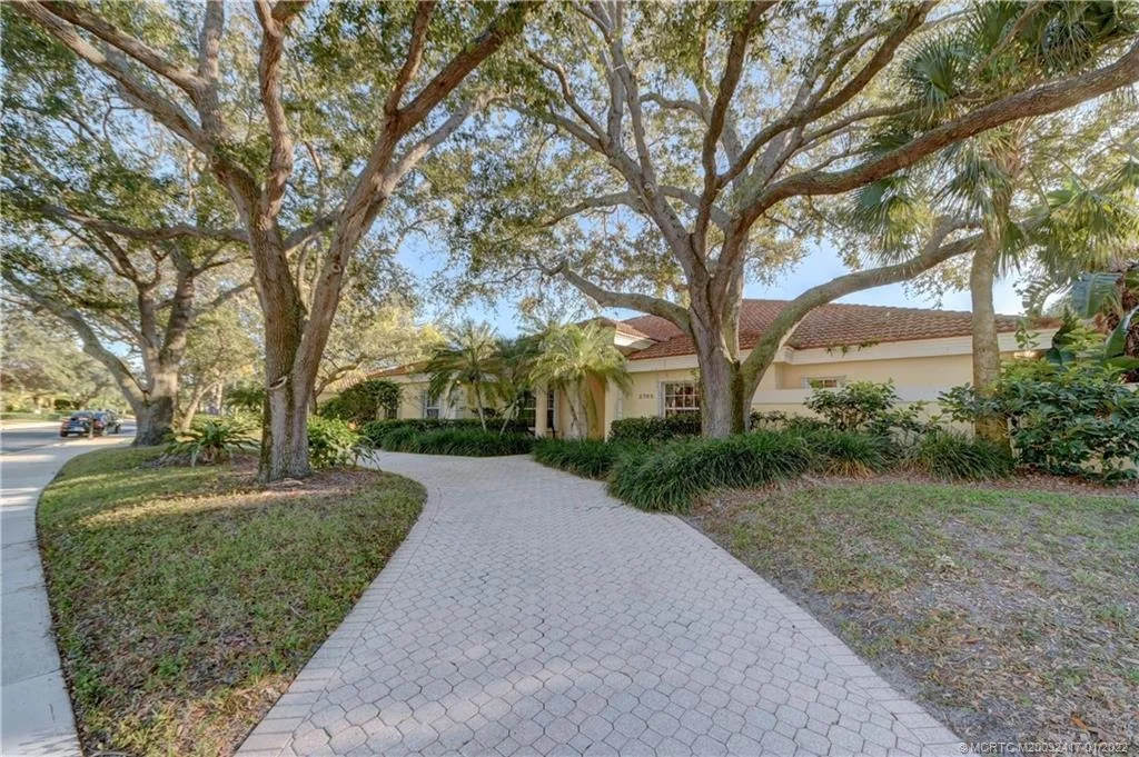 Photo of 2765 Tecumseh Drive