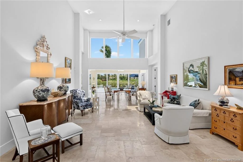 Photo of 6943 SE Harbor Circle